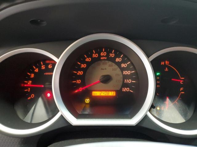 5TEUU4EN8AZ704725 - 2010 TOYT TACOMA ACCESS CAB Silber Foto 9