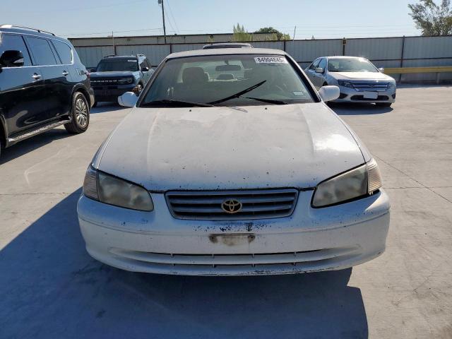JT2BG22K810545789 - 2001 TOYOTA CAMRY CE WHITE photo 5