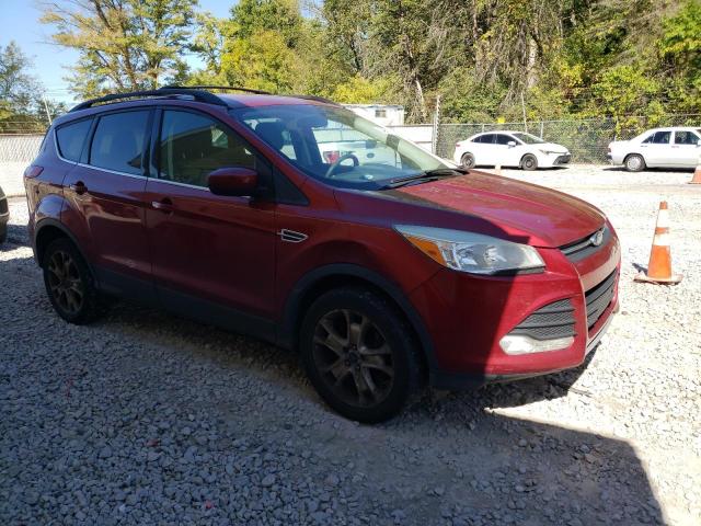 1FMCU9G95DUC02658 - 2013 FORD ESCAPE SE RED photo 4