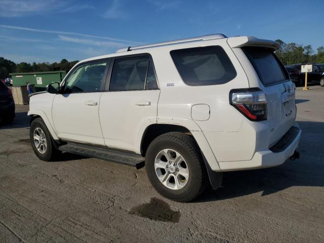 JTEBU5JR3G5351789 - 2016 TOYOTA 4RUNNER SR5/SR5 PREMIUM თეთრი ფოტო 2