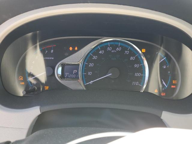 5TDYK3DC8BS174661 - 2011 TOYOTA SIENNA XLE WHITE photo 9