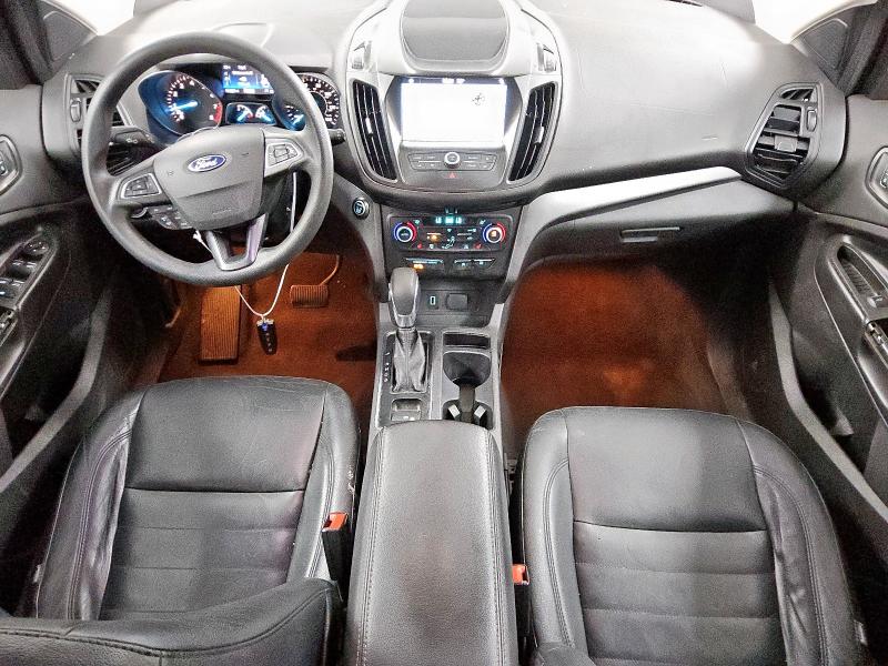 1FMCU0GD3KUC03207 - 2019 FORD ESCAPE SE Schwarz Foto 8