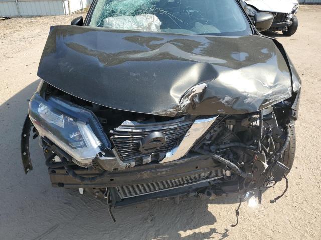 KNMAT2MV0HP546944 - 2017 NISSAN ROGUE S BLACK photo 12
