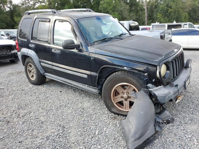 1J4GK38K65W577128 - 2005 JEEP LIBERTY RENEGADE 黑色 照片 4