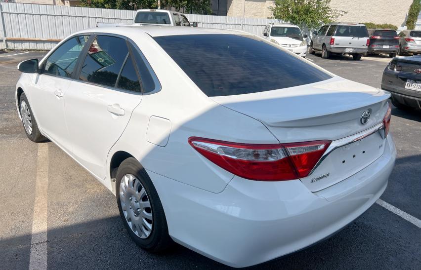 4T4BF1FK2FR492393 - 2015 TOYT CAMRY LE 白色 照片 3