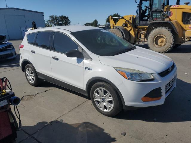 1FMCU0F72FUC64260 - 2015 FORD ESCAPE S WHITE photo 4