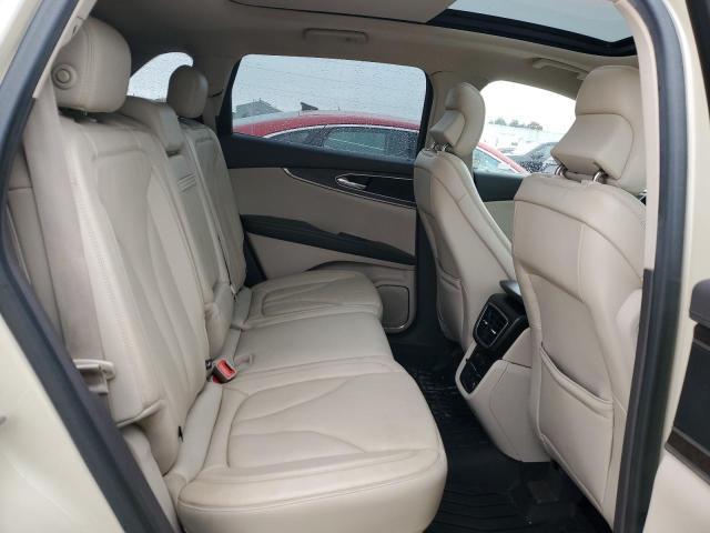 2LMTJ6LR0GBL22881 - 2016 LINCOLN MKX RESERVE TAN photo 11