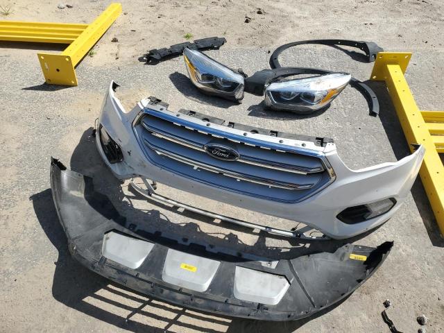 1FMCU9J92JUD11633 - 2018 FORD ESCAPE TITANIUM თეთრი ფოტო 13