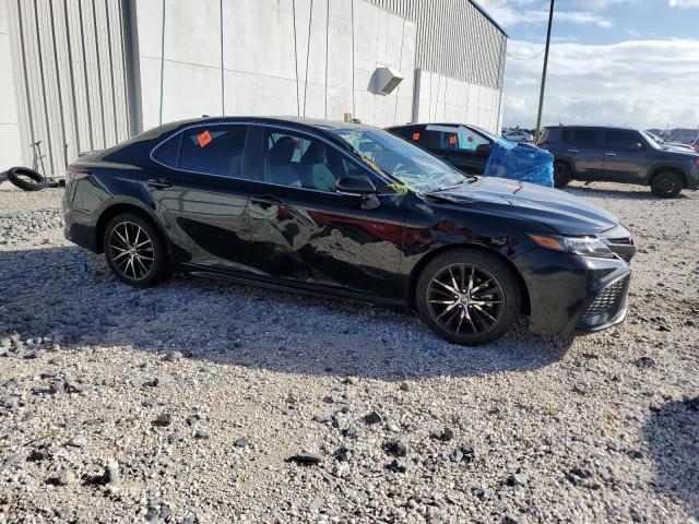 4T1S11AK7RU909964 - 2024 TOYOTA CAMRY SE NIGHT SHADE BLACK photo 4