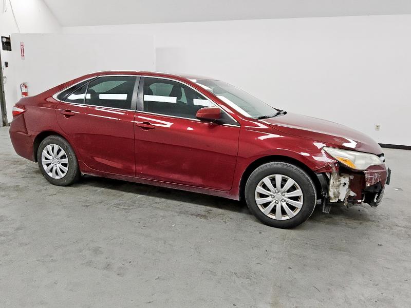 4T1BF1FK5HU661173 - 2017 TOYOTA CAMRY LE BURGUNDY photo 4