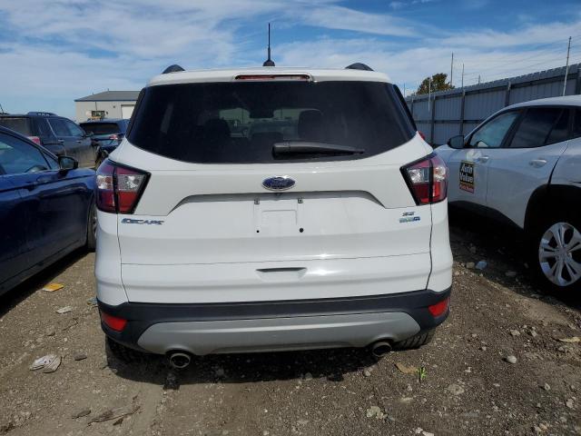 1FMCU9GD1JUB06459 - 2018 FORD ESCAPE SE WHITE photo 6