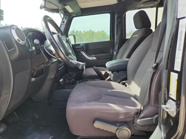 1C4BJWEG4DL698616 - 2013 JEEP WRANGLER U SAHARA 黑色 照片 7