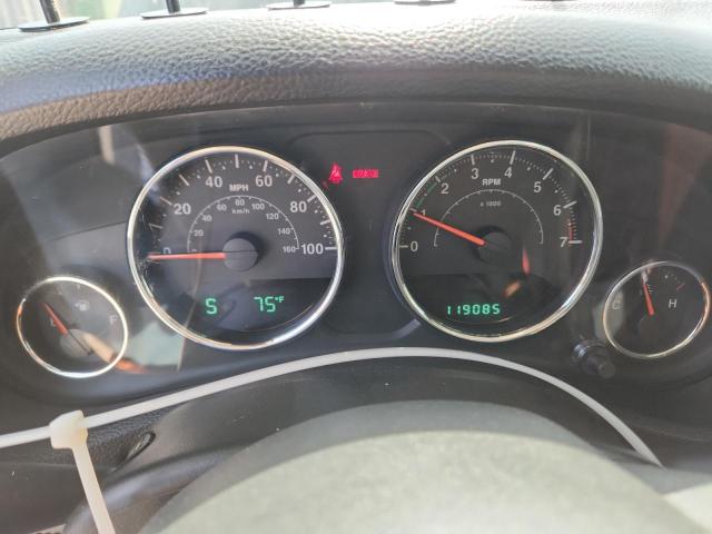 1C4BJWEG4DL698616 - 2013 JEEP WRANGLER U SAHARA 黑色 照片 9