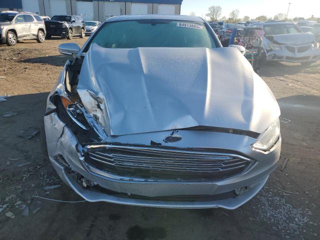 3FA6P0T92HR283387 - 2017 FORD FUSION SE SILVER photo 5