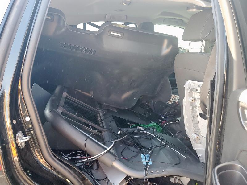 1GNLCDEC3LR267462 - 2020 CHEVROLET TAHOE POLICE TWO TONE photo 11