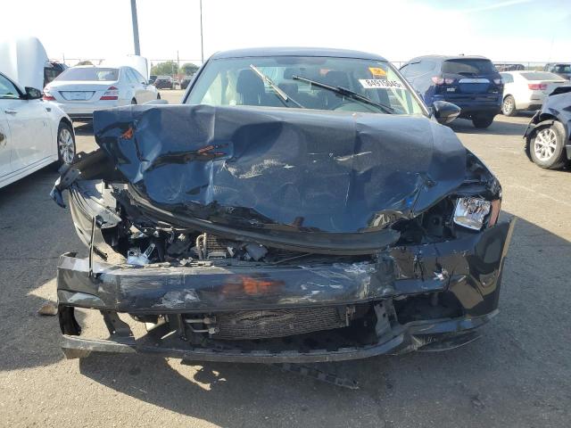 1VWAT7A32HC075741 - 2017 VOLKSWAGEN PASSAT S أسود صورة 5