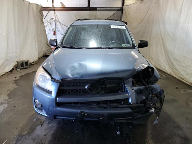 2T3BF4DV2CW261019 - 2012 TOYOTA RAV4 BLUE photo 5