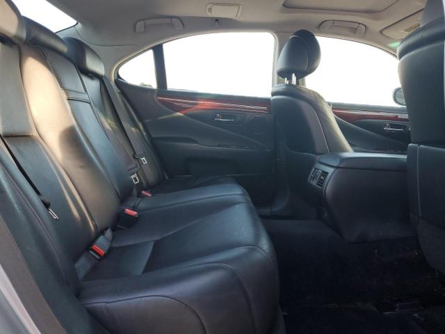 JTHBL46F785061202 - 2008 LEXUS LS 460 SILVER photo 10