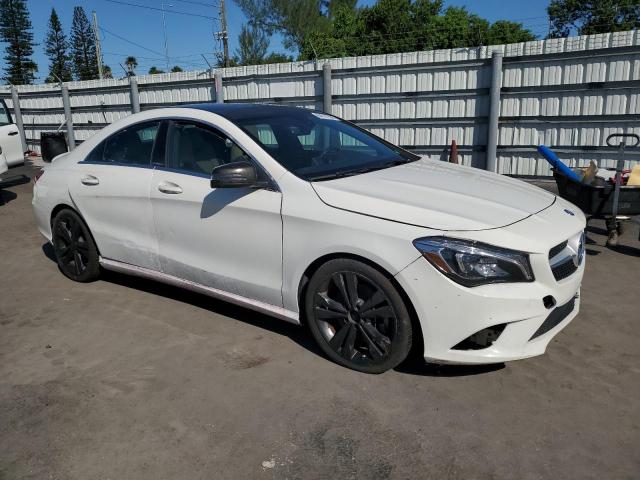 WDDSJ4EB6EN037819 - 2014 MERCEDES-BENZ CLA 250 თეთრი ფოტო 4