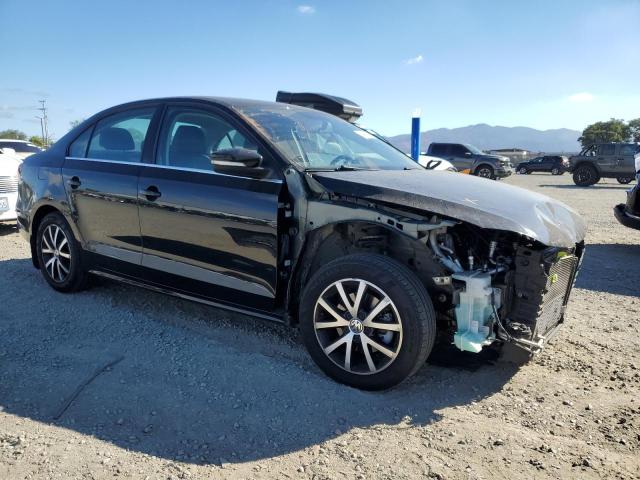 3VWDB7AJ1HM336001 - 2017 VOLKSWAGEN JETTA SE BLACK photo 4