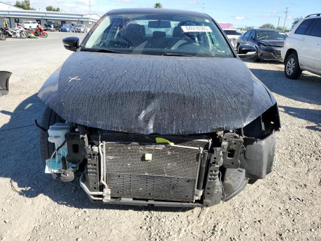 3VWDB7AJ1HM336001 - 2017 VOLKSWAGEN JETTA SE BLACK photo 5