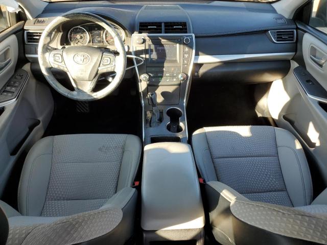 4T1BF1FK8FU111639 - 2015 TOYOTA CAMRY LE BLUE photo 8