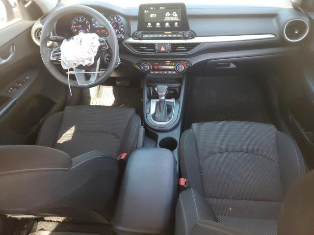 3KPF24AD2KE025585 - 2019 KIA FORTE FE შავი ფოტო 8