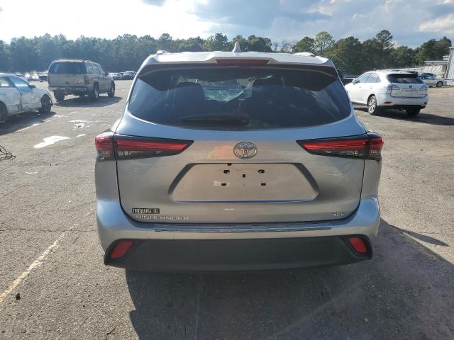 5TDGZRAH9NS126293 - 2022 TOYOTA HIGHLANDER XLE Արծաթագույն լուսանկար 6