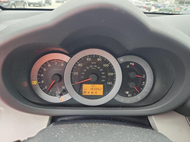 JTMZF4DV7B5032842 - 2011 TOYOTA RAV4 银色 照片 9