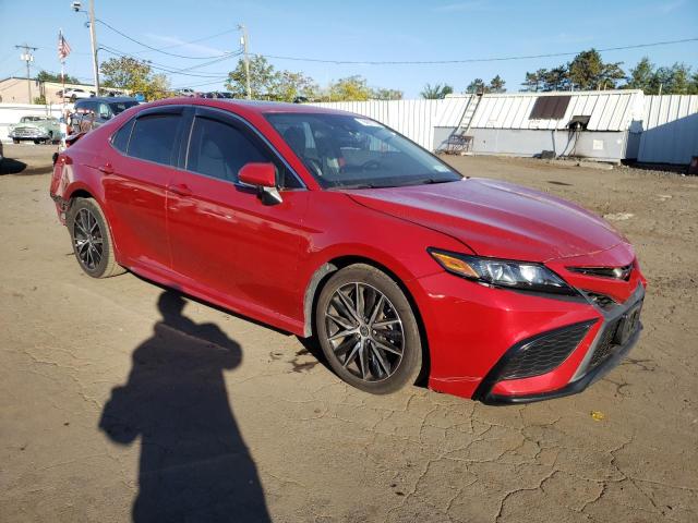4T1G11BKXNU064526 - 2022 TOYOTA CAMRY SE 红色 照片 4