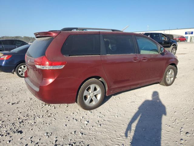 5TDKK3DC5CS215268 - 2012 TOYOTA SIENNA LE RED photo 3