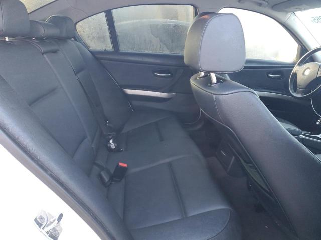WBAPG73539A401699 - 2009 BMW 323 I WHITE photo 10