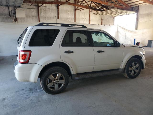 1FMCU9D71AKB64923 - 2010 FORD ESCAPE XLT WHITE photo 3