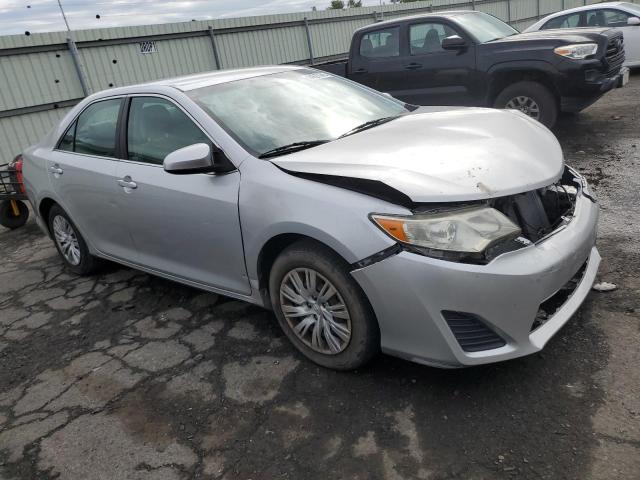 4T1BF1FK4CU064699 - 2012 TOYOTA CAMRY BASE SILVER photo 4