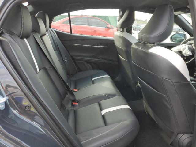 4T1DAACK7SU643843 - 2025 TOYOTA CAMRY XSE ნაცრისფერი ფოტო 10