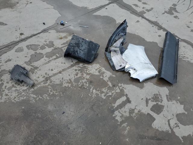 1G1ZC5EB6A4105814 - 2010 CHEVROLET MALIBU 1LT SILVER photo 12