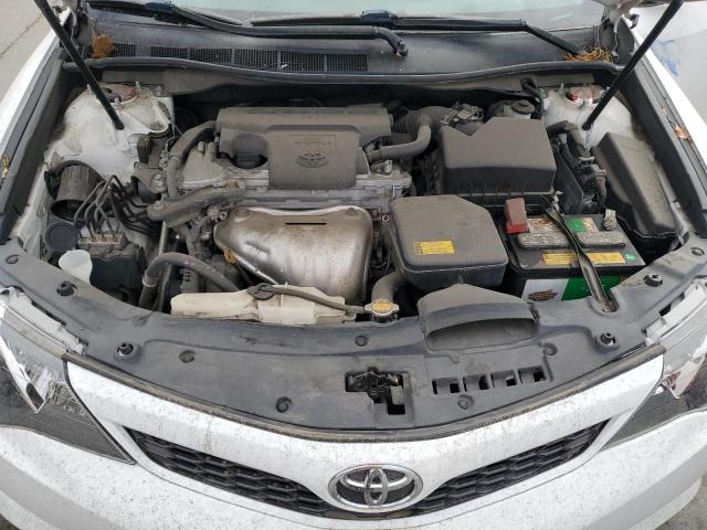 4T1BF1FK1EU804700 - 2014 TOYOTA CAMRY L WHITE photo 11