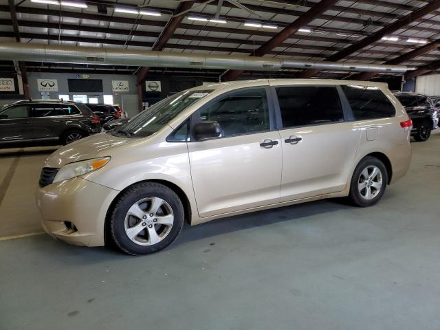 2013 TOYOTA SIENNA, 
