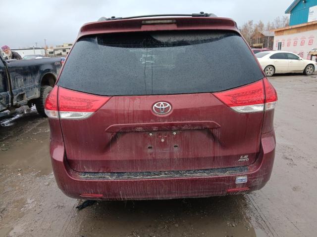 5TDJK3DC8ES083704 - 2014 TOYOTA SIENNA LE RED photo 6