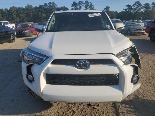 JTEZU5JR2J5179924 - 2018 TOYOTA 4RUNNER SR5 Ақ фото 5