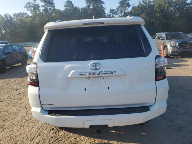 JTEZU5JR2J5179924 - 2018 TOYOTA 4RUNNER SR5 Ақ фото 6