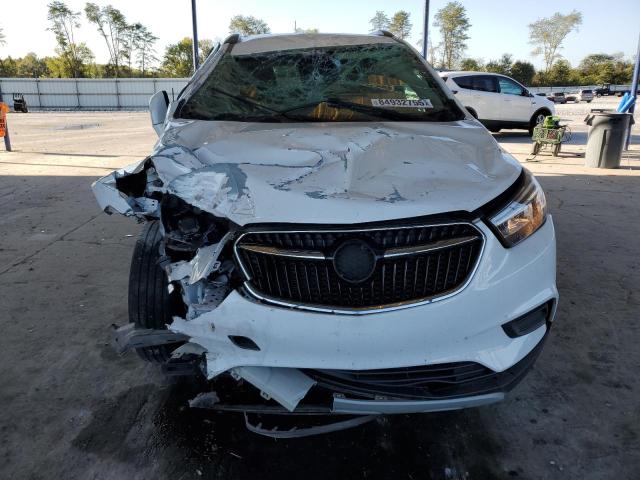 KL4CJESB1LB335437 - 2020 BUICK ENCORE PREFERRED WHITE photo 5