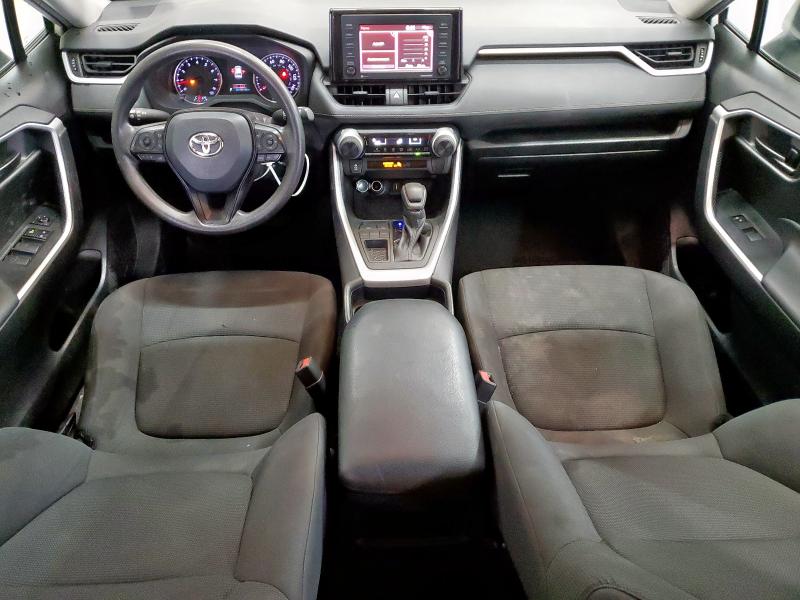 2T3H1RFV4MW155451 - 2021 TOYOTA RAV4 LE 白色 照片 8