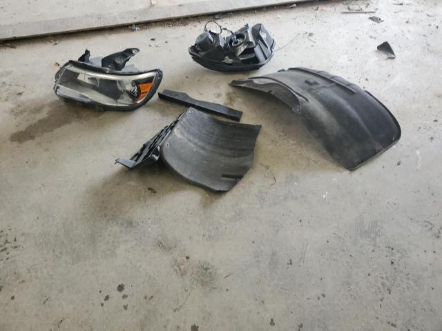 1GCHSBEA5J1288233 - 2018 CHEVROLET COLORADO WHITE photo 12