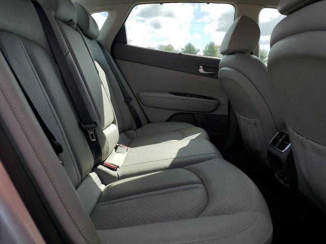 5XXGU4L3XGG072834 - 2016 KIA OPTIMA EX SILVER photo 10