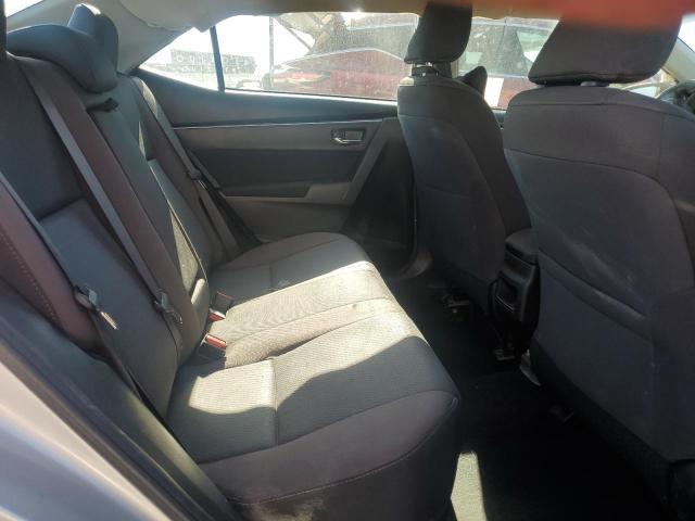 5YFBURHE8JP811439 - 2018 TOYOTA COROLLA L Күміс фото 10