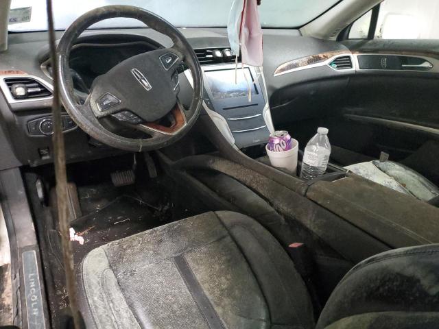 3LN6L2JKXDR817877 - 2013 LINCOLN MKZ WHITE photo 8