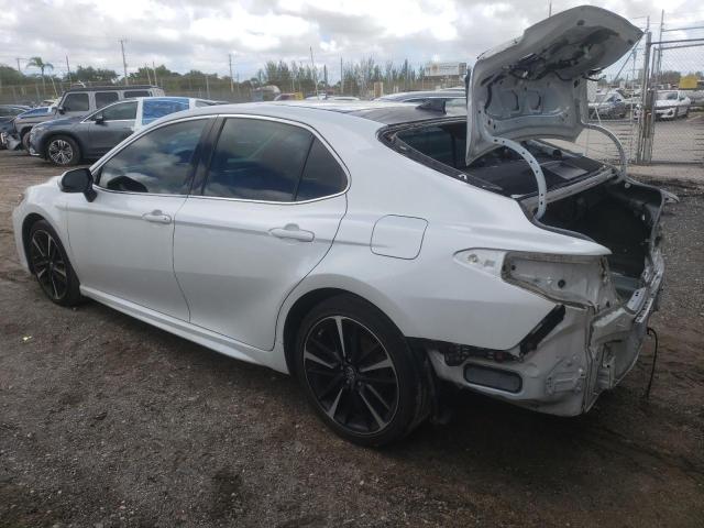 4T1B61HK8KU762714 - 2019 TOYOTA CAMRY XSE Ақ фото 2