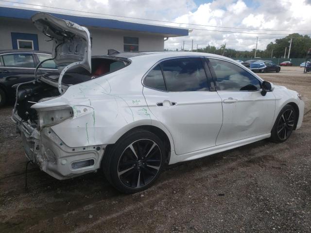 4T1B61HK8KU762714 - 2019 TOYOTA CAMRY XSE Ақ фото 3