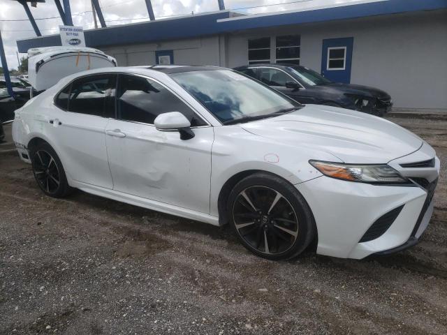 4T1B61HK8KU762714 - 2019 TOYOTA CAMRY XSE Ақ фото 4